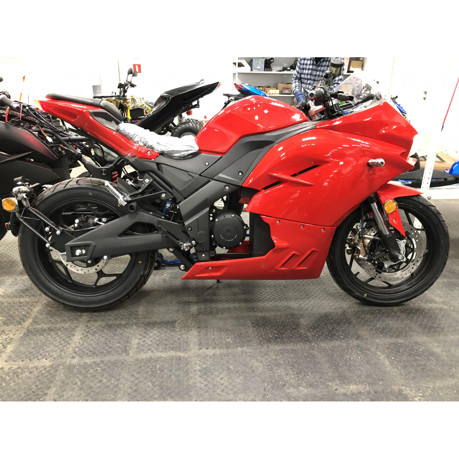 Мото гарден. Se Panigale электромотоцикл. Электромотоцикл Panigale серый. Электромотоцикл se Panigale кислотный. Simargl se мотоцикл.